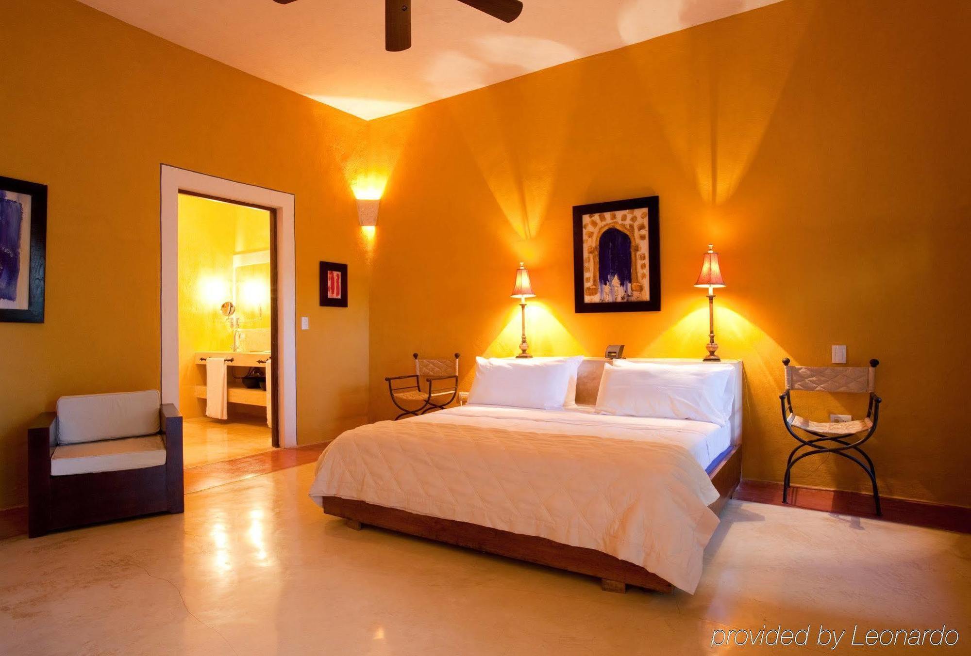Hotel Hacienda Merida Vip Exterior photo